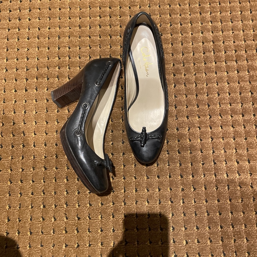 Cole Haan Black Heels with Brown Details - Picture 3 of 4